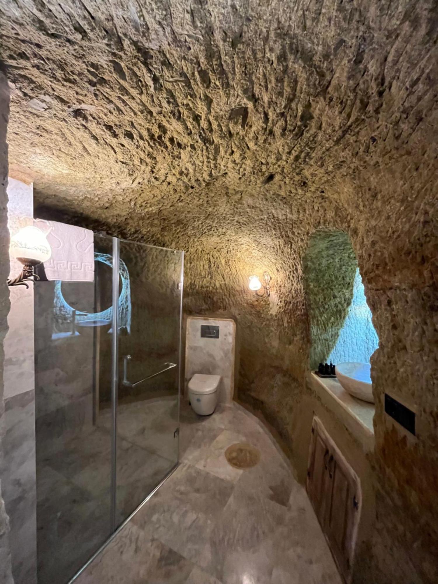 فندق Chakra Special Caves أوروغوبْ المظهر الخارجي الصورة