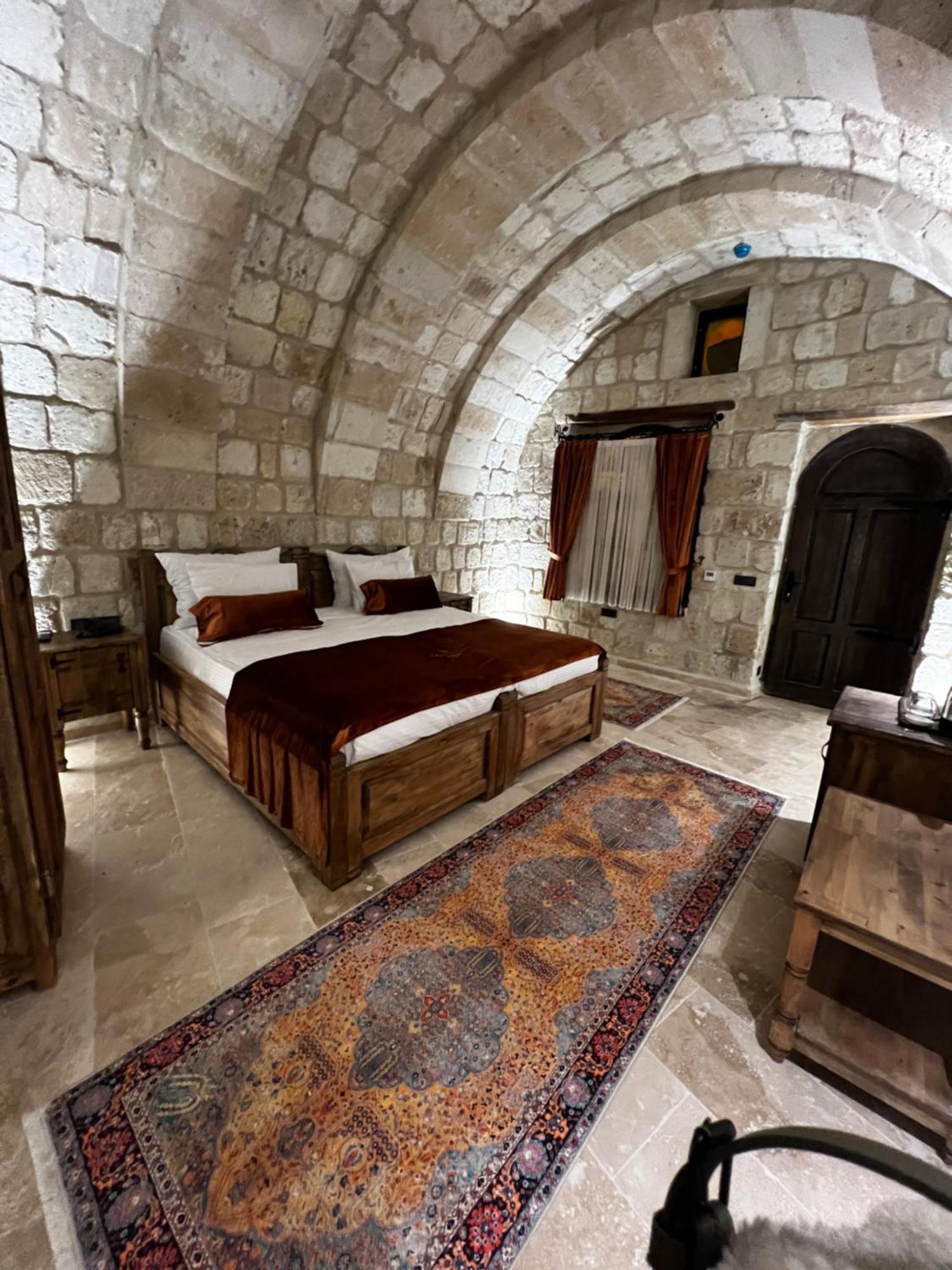 فندق Chakra Special Caves أوروغوبْ المظهر الخارجي الصورة