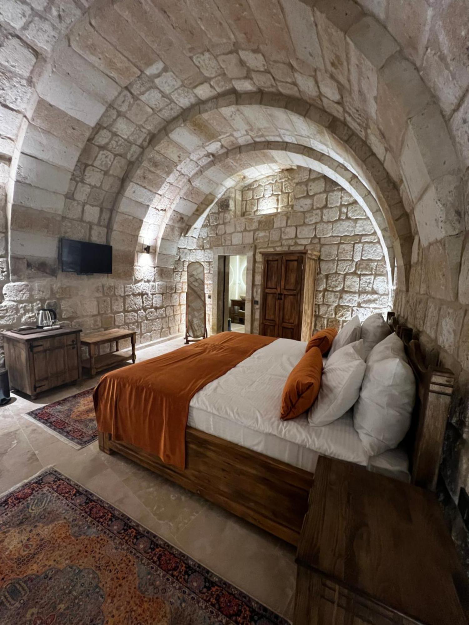 فندق Chakra Special Caves أوروغوبْ المظهر الخارجي الصورة